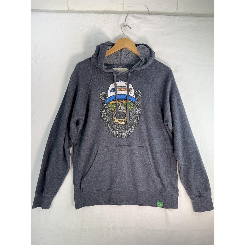 Wild Tribute Hoodie Mens Medium Gray Gatlinburg Skybridge Bear Graphic Pullover